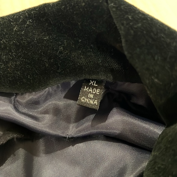 Ambiguous Clothing Black Velvet Blazer (XL) - Picture 3 of 4